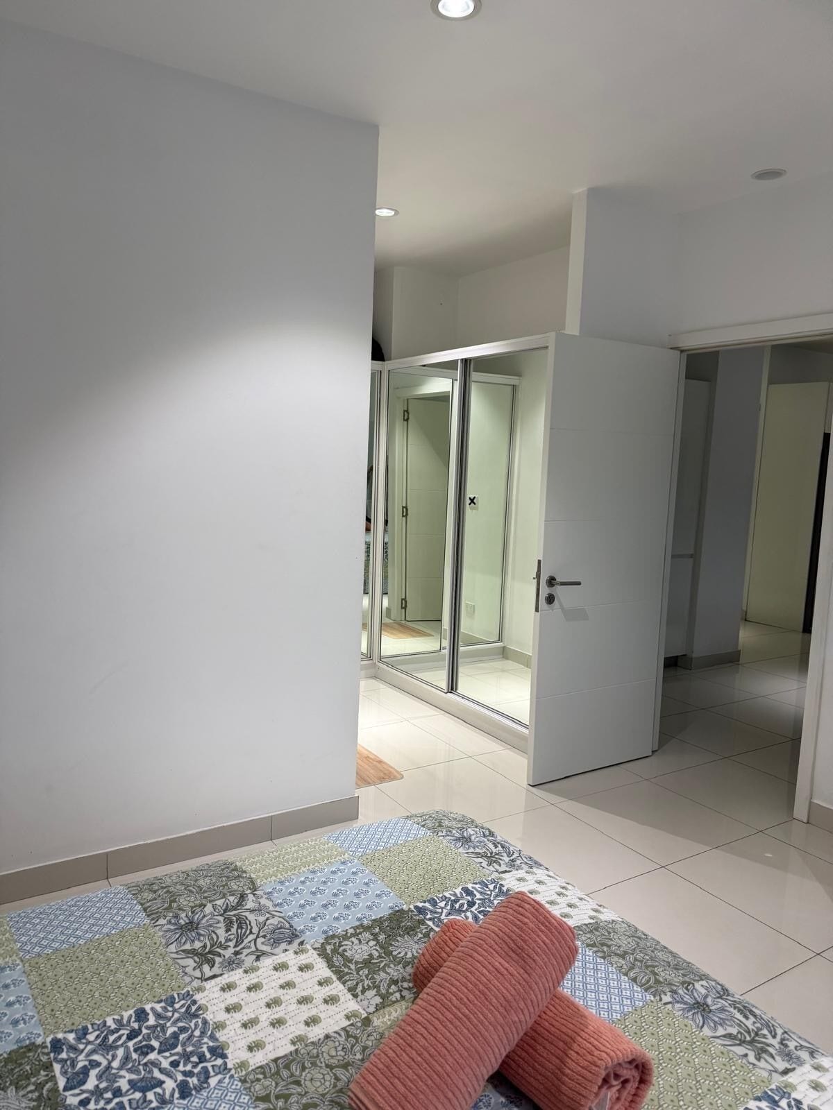 Apartment, 3 Bedrooms, Accessible, Smoking | Interior