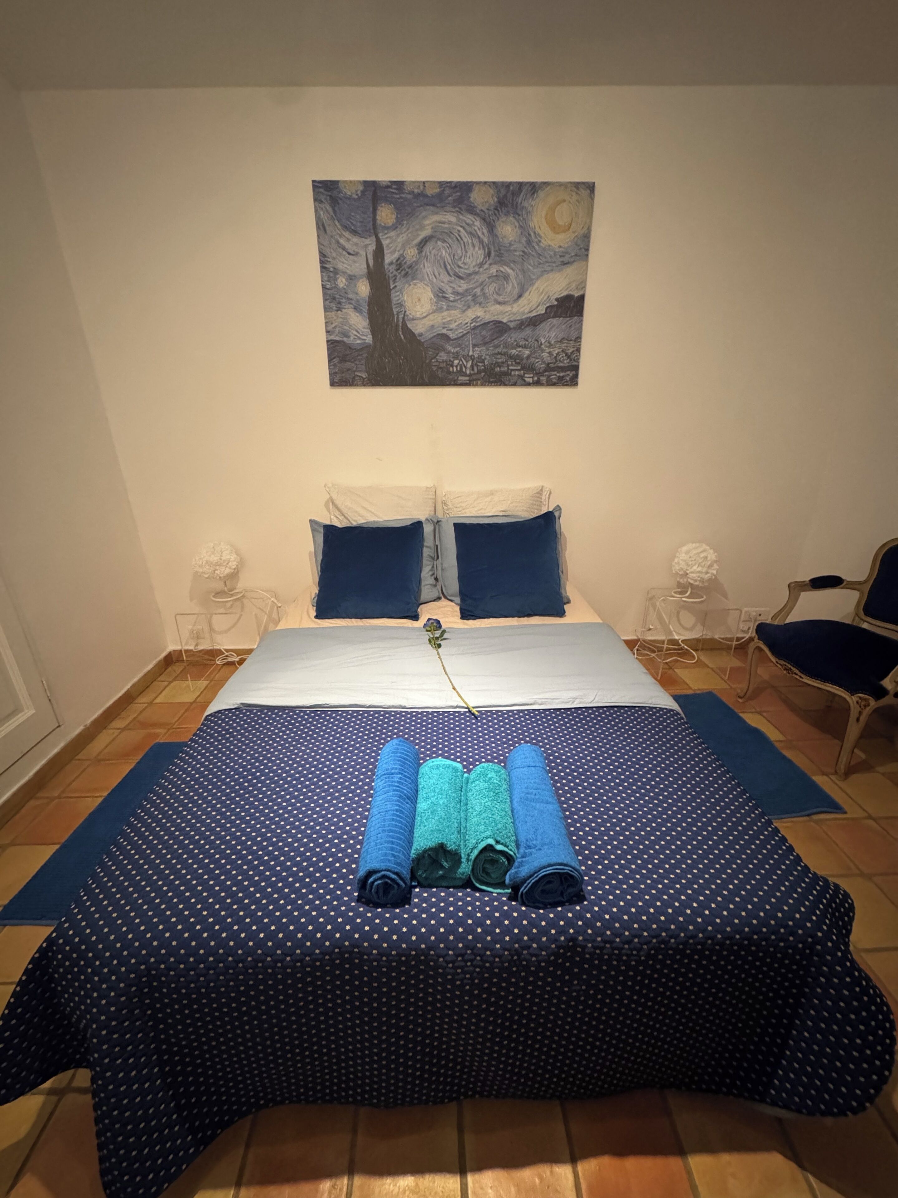 5 chambres, fer et planche à repasser, Wi-Fi gratuit, draps fournis