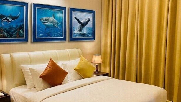 1 habitación, tabla de planchar con plancha, wifi y ropa de cama 