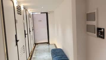 Habitación, 1 cama individual, para no fumadores | Área de sala de estar