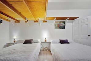 Room - Quaint Condo Close to Beach and Plaza (Sayulita)