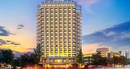 Shunhui Century Baden Hotel