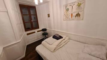 7 dormitorios, tabla de planchar con plancha, wifi gratis y ropa de cama