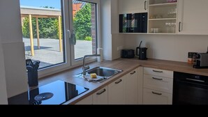 Unclassified image, 4 of 32, button - End-of-row townhouse at Alte Schmiederstraße 4d - End-of-row townhouse at Alte Schmiedestr. 4 d (Werdum)
