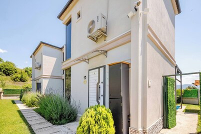 1 Deluxe Villa Isıtmalı Havuz, Ateş Çukuru