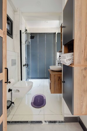 Bathroom - 3 Superior Villa Heated pool and Sea View (Dilovası)