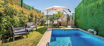 2 Superior Villa Isıtmalı Havuz ve Deniz Manzara