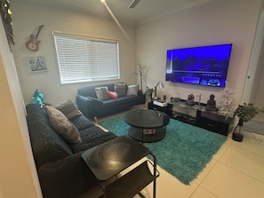 Living area - Our Little world in Caloundra (Caloundra West)