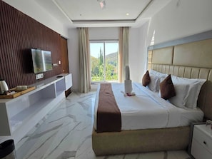 โต๊ะทำงาน, Wi-Fi ฟรี, ผ้าปูที่นอน