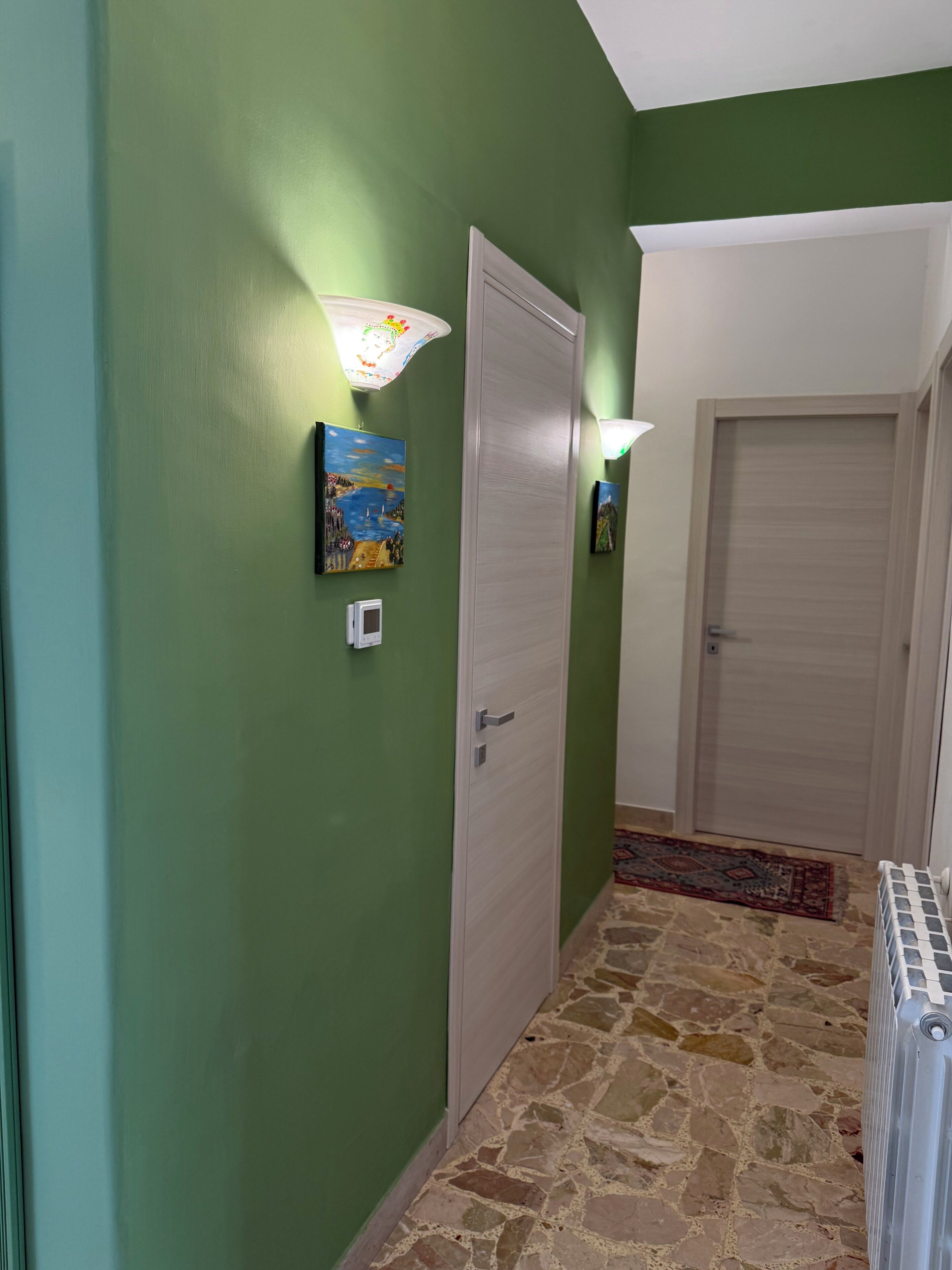 Classic Apartment, 3 Bedrooms | Living area