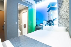 Double Room, 1 Double Bed, Non Smoking, Partial Sea View | Laptop workspace, WiFi (free) - Pin Pon Hotel Hiroshima (Hiroshima)