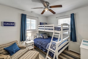 3 bedrooms, Internet, bed sheets - Dockside Little Egg Harbor Getaway Near LBI! (Little Egg Harbor Township)