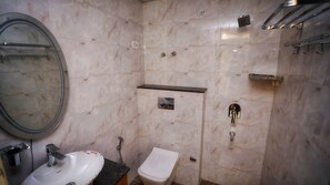 Dormitori compartit de luxe | Bany | Dutxa 