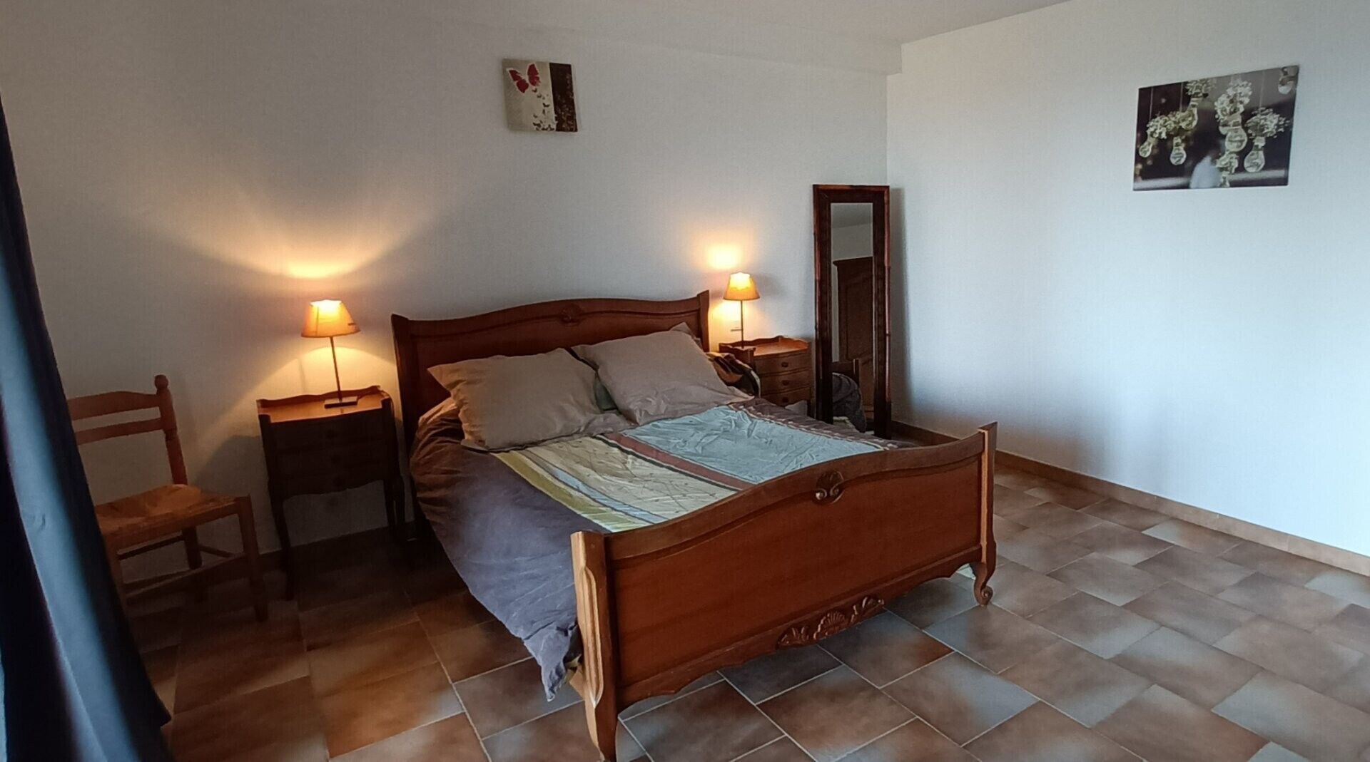 2 dormitorios, tabla de planchar con plancha, wifi y ropa de cama