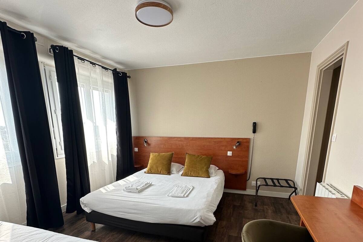 Standard Triple Room, City View | Blackout drapes, WiFi (free)