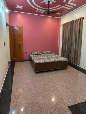 Basic-Zweibettzimmer, Balkon