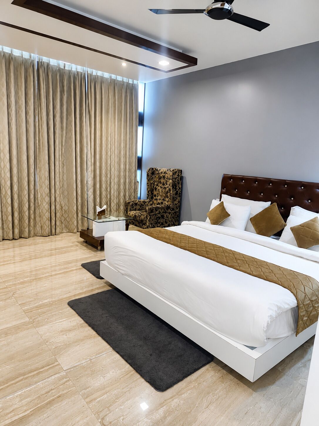 Premium Room, City View