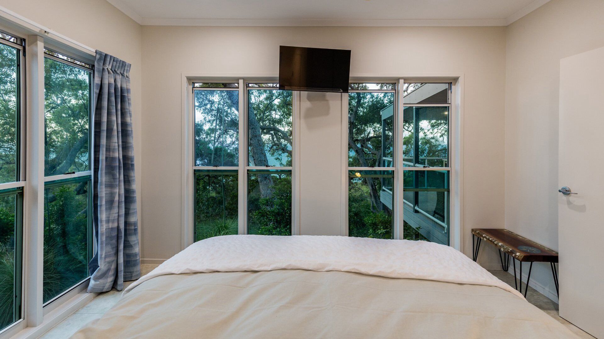 3 bedrooms, iron/ironing board, Internet, bed sheets