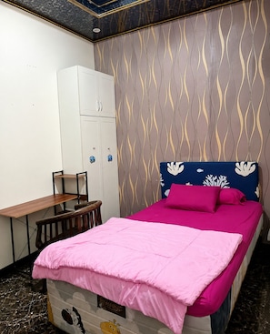 Economy Single Room - Cozzy FK Heliconia (Bogor)