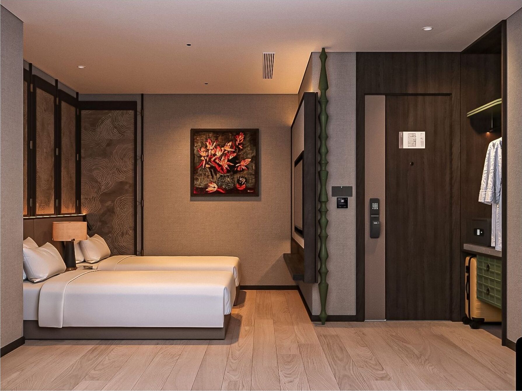 Une chambre d’hôtel avec un lit, un tableau au mur, une armoire et un ascenseur.