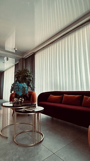 Quầy tiếp tân