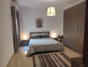2 Schlafzimmer, Bügeleisen/Bügelbrett, kostenloses WLAN, Bettwäsche