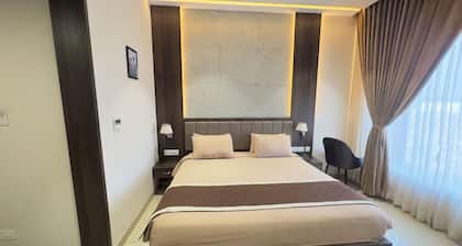 Hotel Vahini Grand