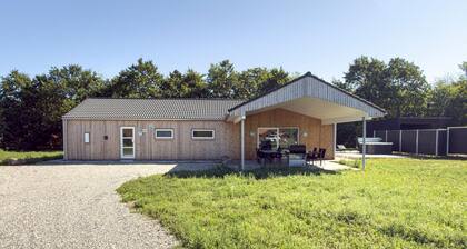 Gorgeous home in Grenaa with sauna
