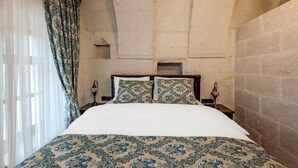 Habitación Deluxe, vistas al valle | Ropa de cama de alta calidad, cortinas opacas, sistema de insonorización