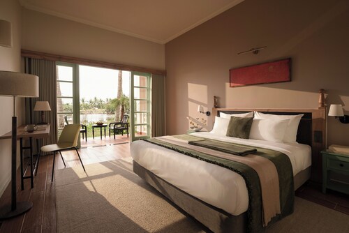 M Village Resort Riverbeach Hoi An