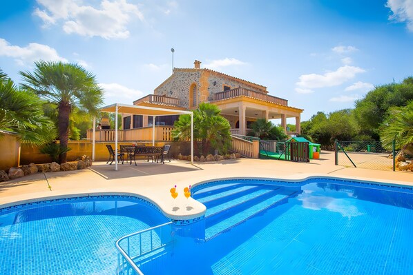 Pool - Rural House 'Sa Pedrera' with Mountain Views, Wi-Fi, and Air Conditioning (Muro)