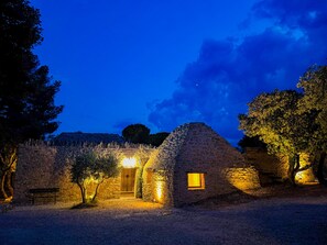 Exterior - Vrbo Property (Gordes)