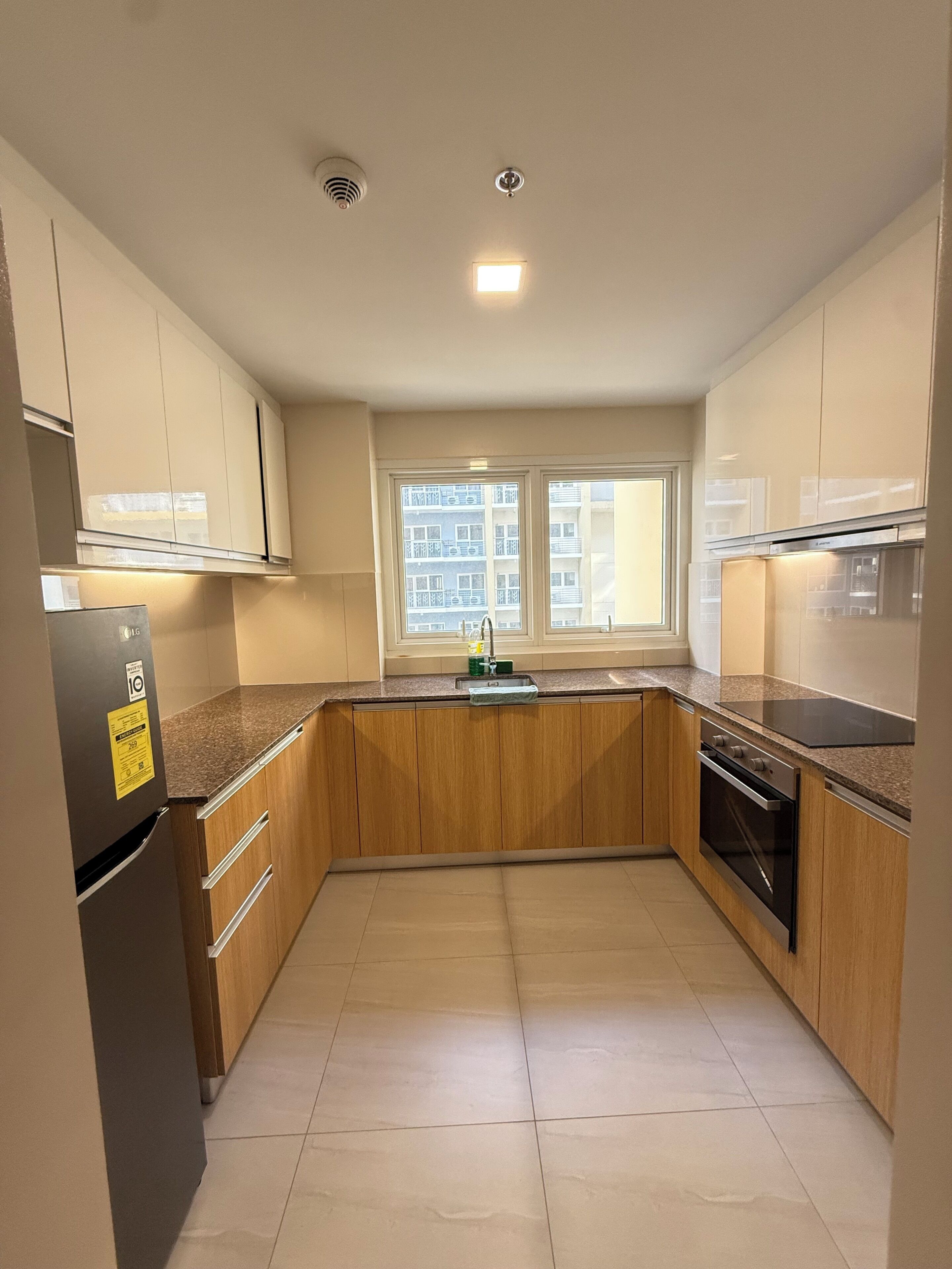Family Condo, Balcony, Pool View | Private kitchen | Full-size fridge, microwave, stovetop, cookware/dishes/utensils