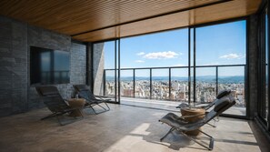 Sauna Suite Non-smoking | In-room safe, WiFi (free), bed sheets