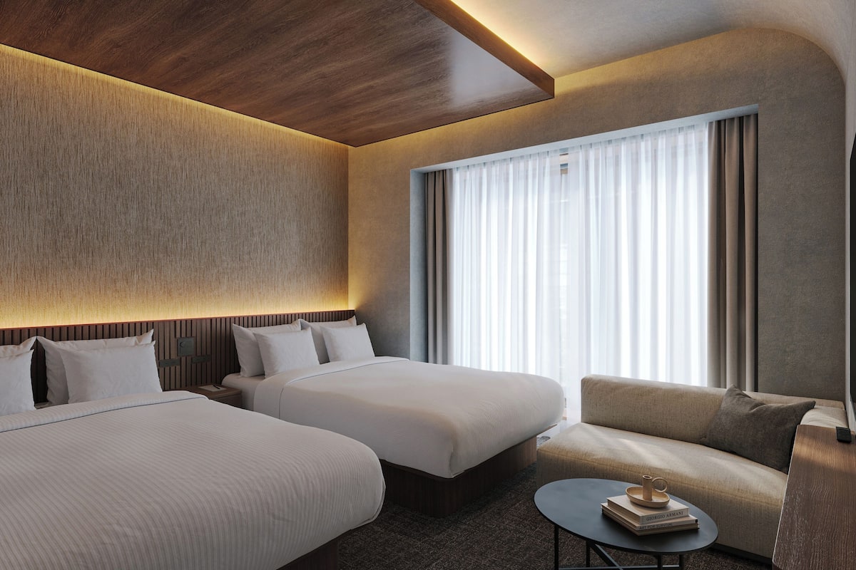 Universal with HERALBONY Non-smoking | Interior