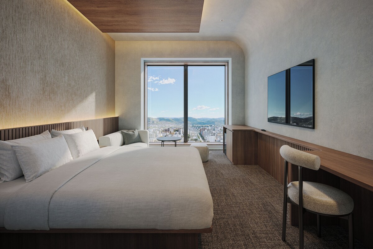 In-room safe, free WiFi, bed sheets