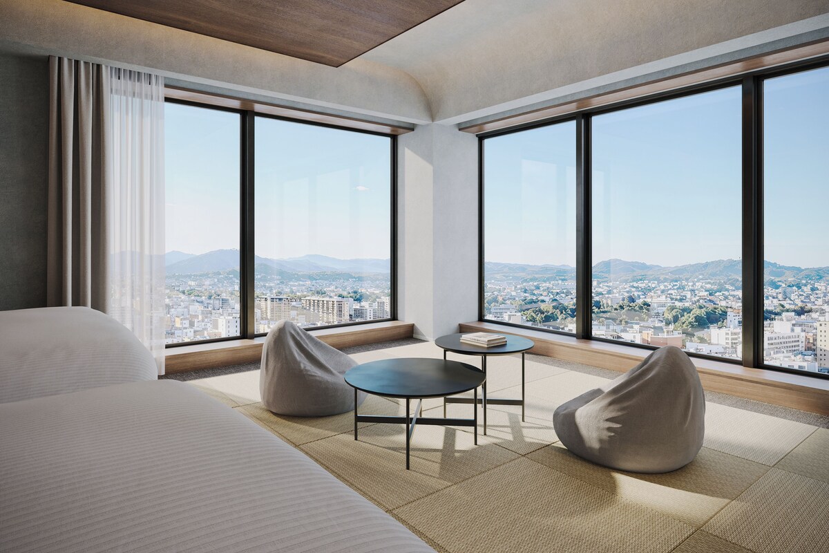 In-room safe, free WiFi, bed sheets