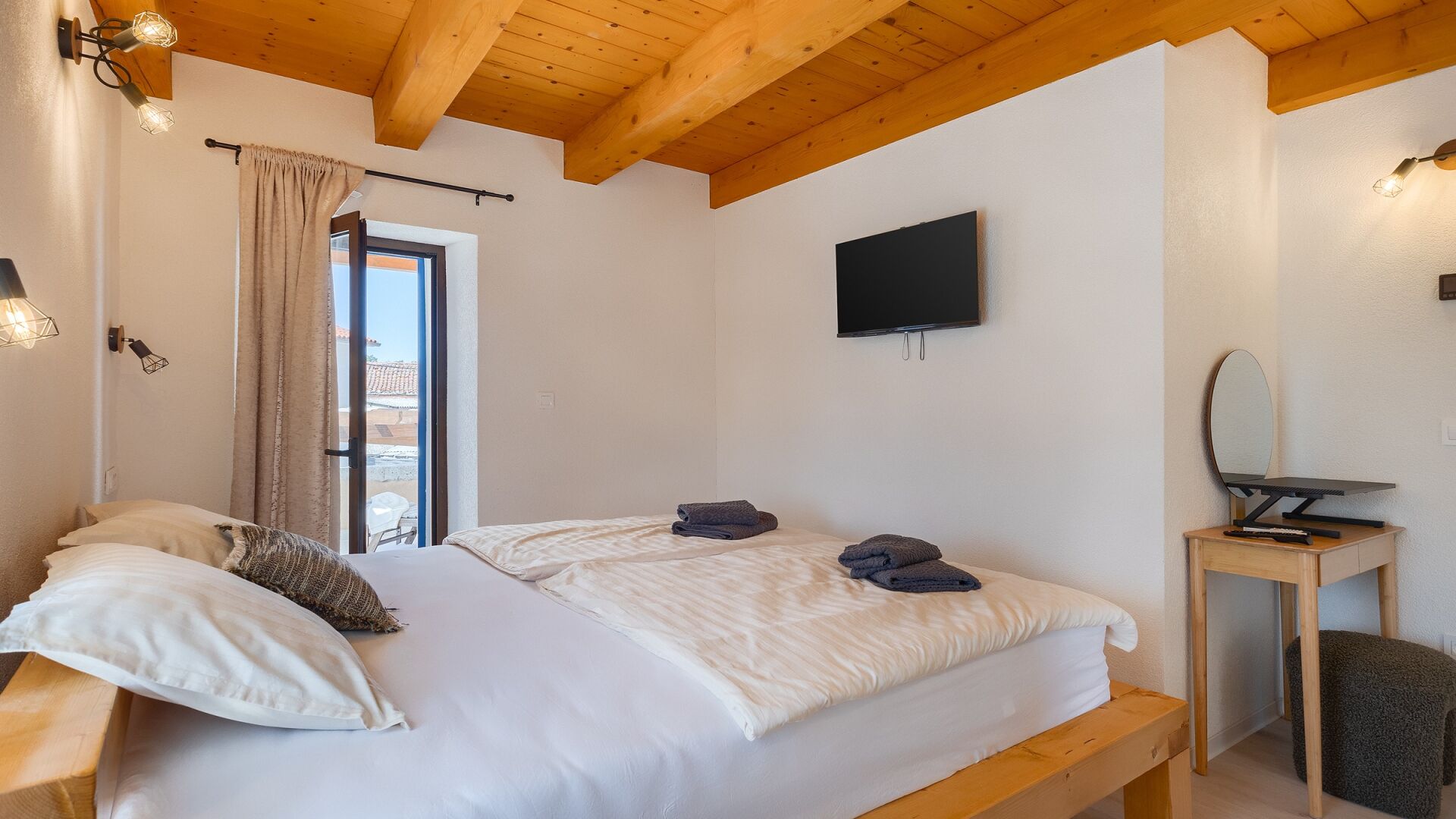 8 Schlafzimmer, Bügeleisen/Bügelbrett, kostenloses WLAN, Bettwäsche