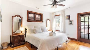 2 bedrooms, iron/ironing board, travel crib, WiFi