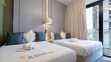 Ferros/tábuas de passar roupa, Wi-Fi, roupa de cama