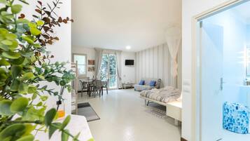 Apartment, Ocean View | Living area