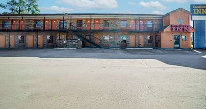 Deluxe 2 Full Beds | Walterboro