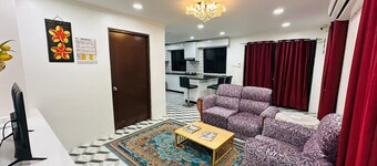 Demberly's Hideaway