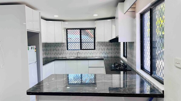 House, 3 Bedrooms | Interior