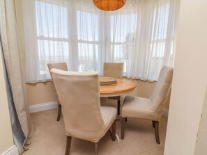Dining - Sea Vista (Bideford)