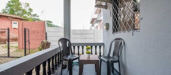 Palette Mountain Mist 2BHK Jacuzzi