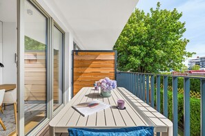 Outdoor dining - Vrbo Property (List auf Sylt)