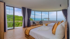 Kamar Quadruple Mewah, balkon, pemandangan pantai