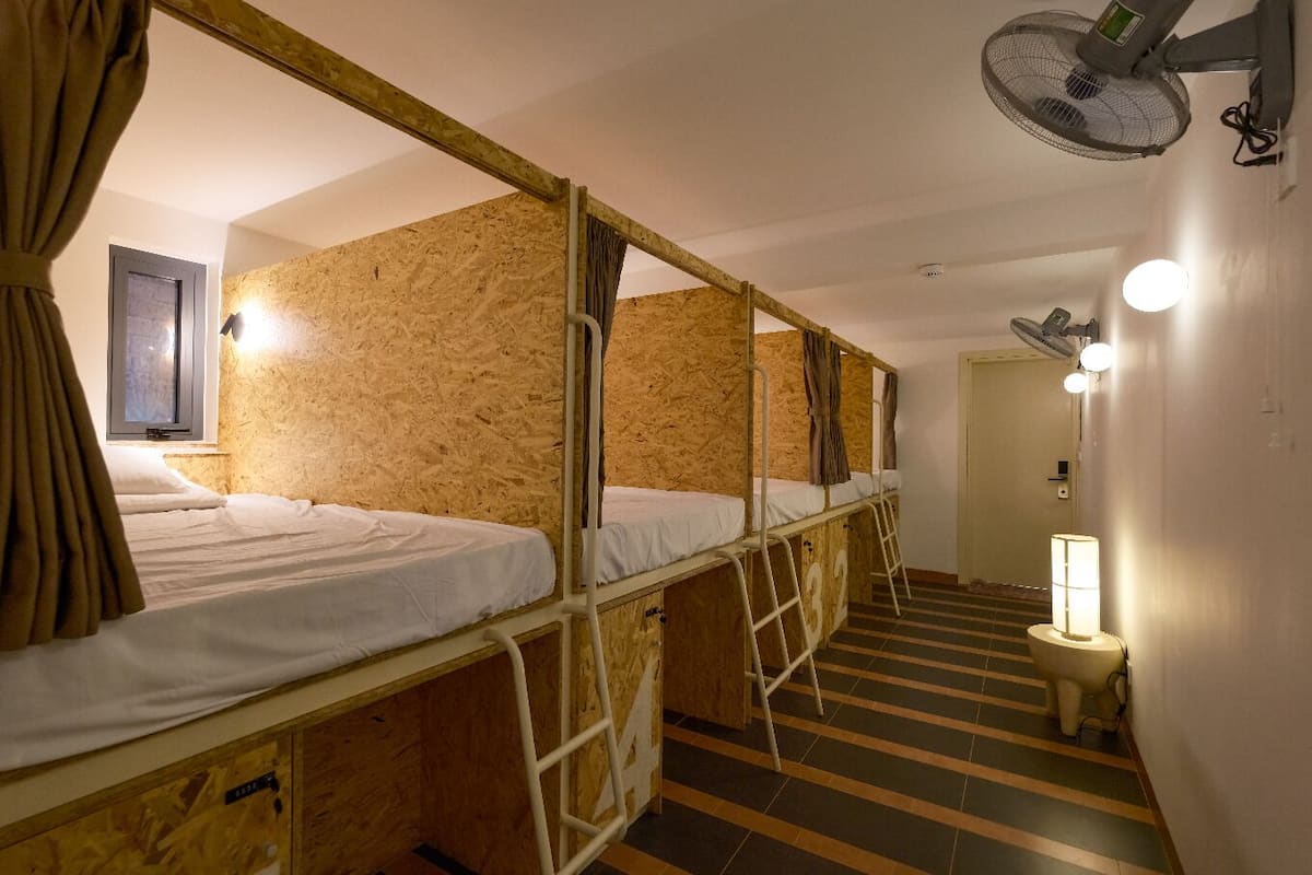 Standard Shared Dormitory | WiFi (free)