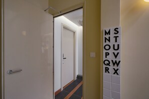 Standard Shared Dormitory | Interior - Tropics Hostel & Bar (Phu Nhuan)
